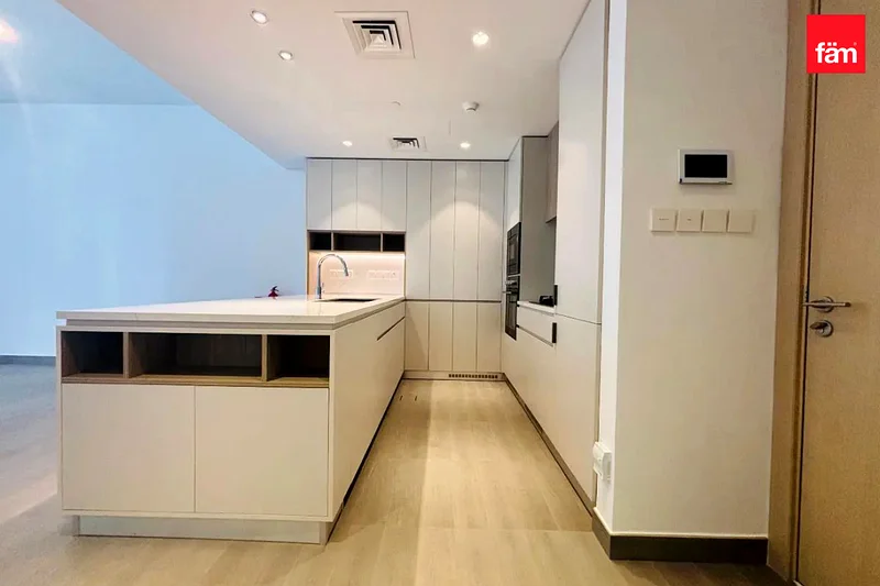 Brand New | Park View | Vacant |64014294332162112