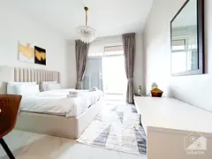 Studio with Balcony l All Bills Inc l Free Wifi - Parking - Cleaning l No Commission