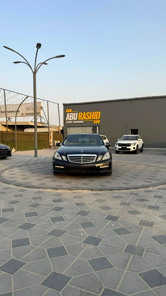 Mercedes-Benz E63 201063230141507203112