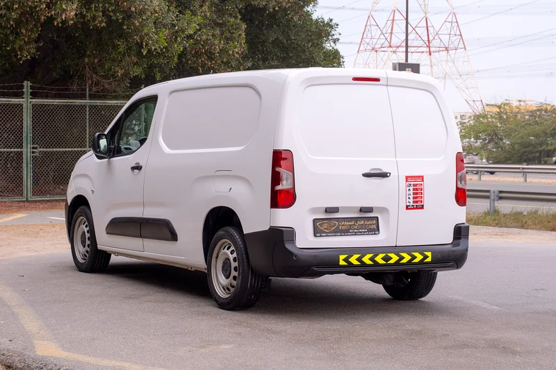 2022 | Peugeot Partner | Std-Roof Delivery Van | GCC Specs | Ref#P1954162930628202754113