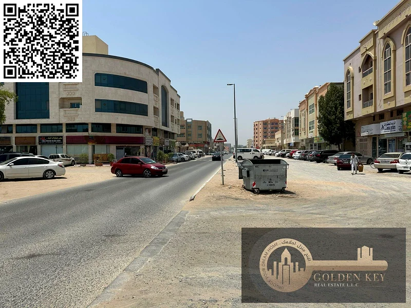 قطع تجارية وسكنية للبيع في موقع مميز63197610984322112