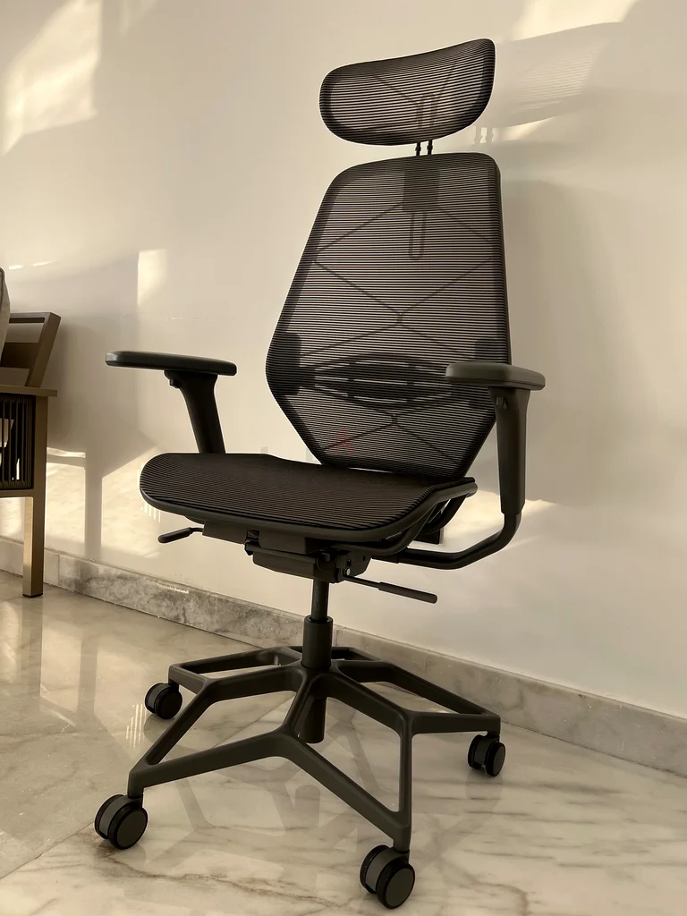 Mesh Office Chair from Ikea, Brand new used once.63218813441538113
