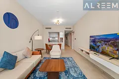 LUXURY 1BR APARTMENT IN PRIME BUSINESS BAY | STUNNING VIEWS &amp; PREMIUM AMENITIES