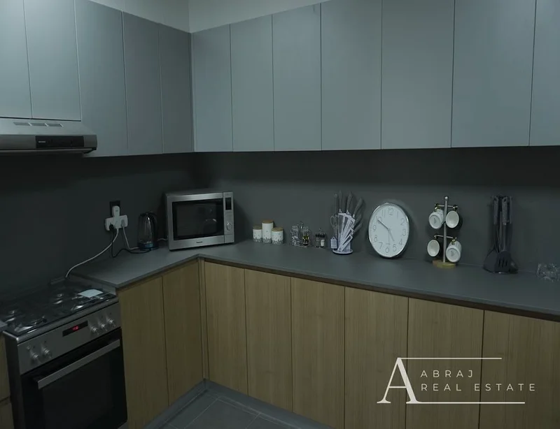 Contemporary Apartment | Ultimate Beachfront Comfort63205839694978111