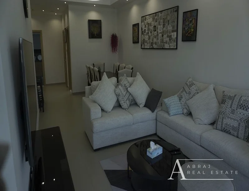 Contemporary Apartment | Ultimate Beachfront Comfort63205839694978113