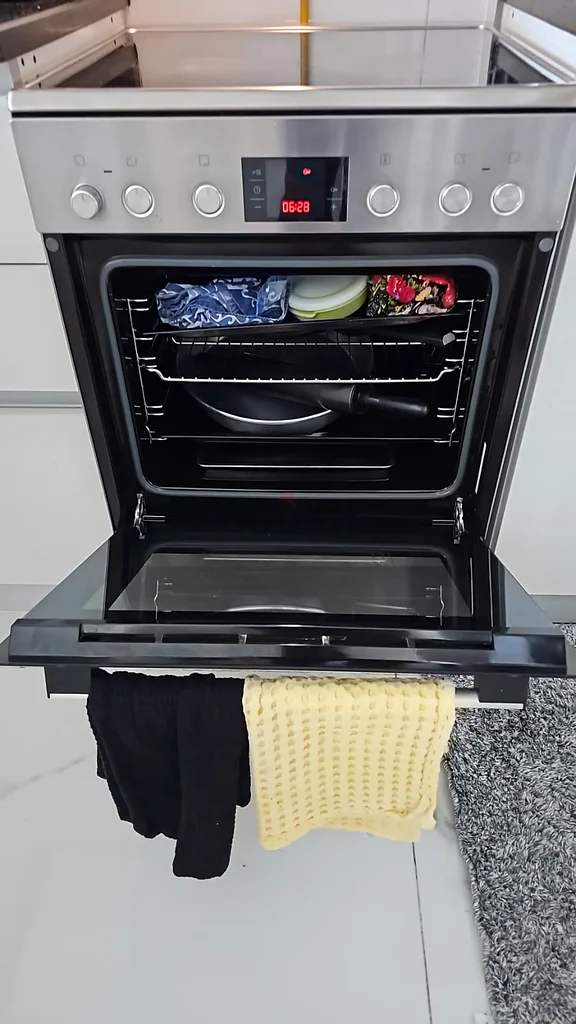 موقد كهربائي بالكامل من علامة بوش، مقاس 60/60 سم63169930856705111