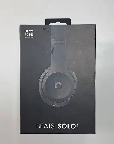 Beats Solo3 Headphones Black - Delivery all over UAE