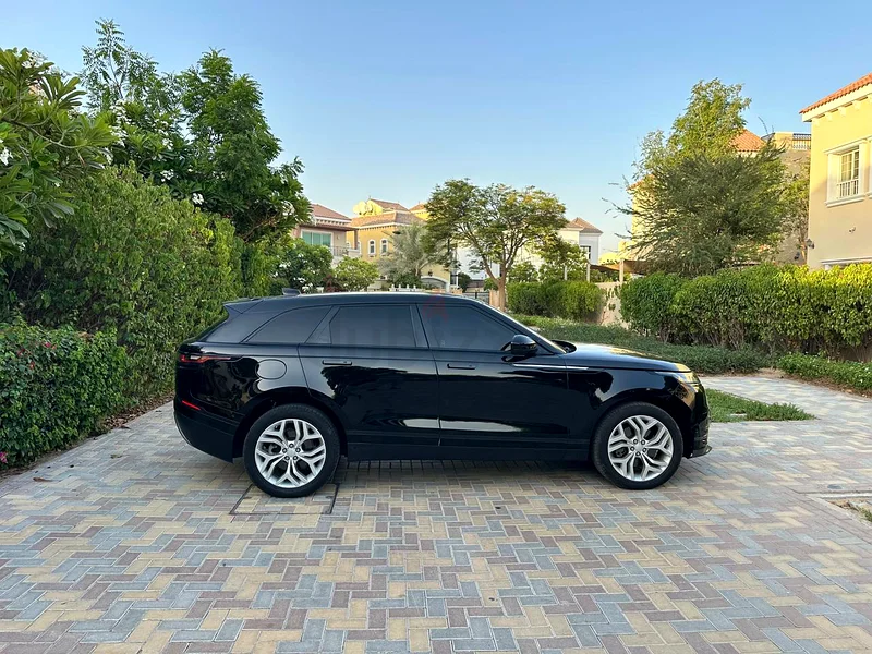 سقف زجاجي بانورامي VELAR P250S 201963226739136897111