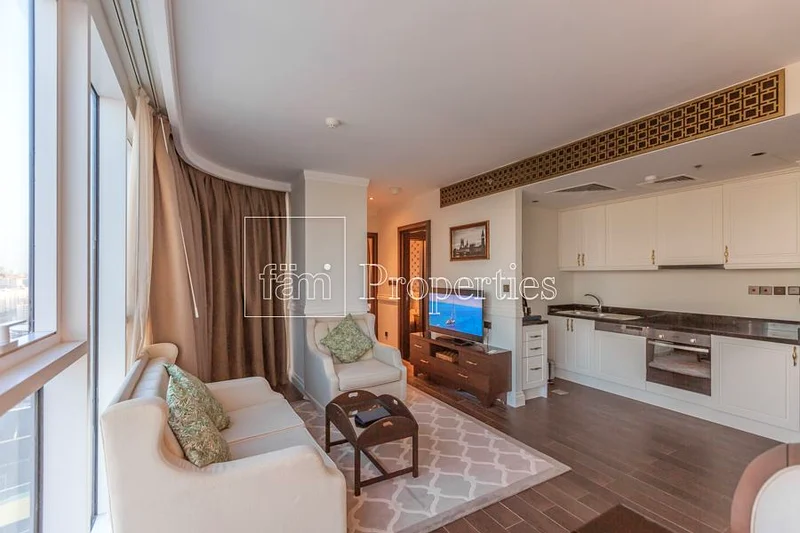 شقة فندقية 1BR | إطلالة على البحر63230659052802114