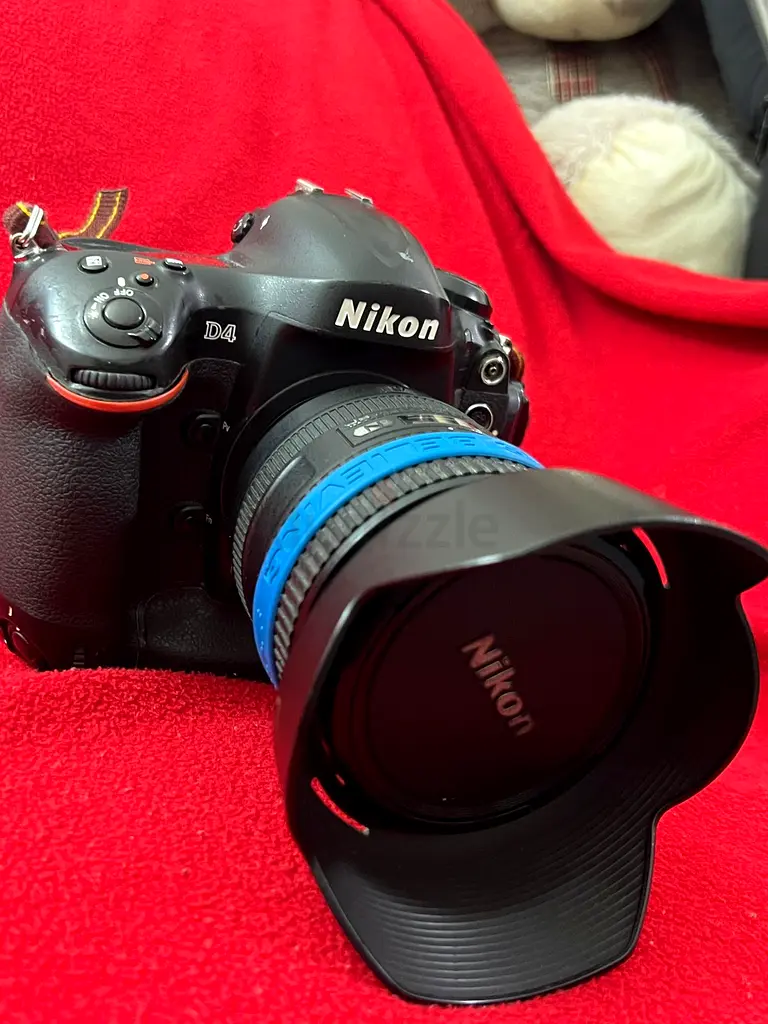 Nikon D4 DSLR Camera - Capture Your Best Moments!