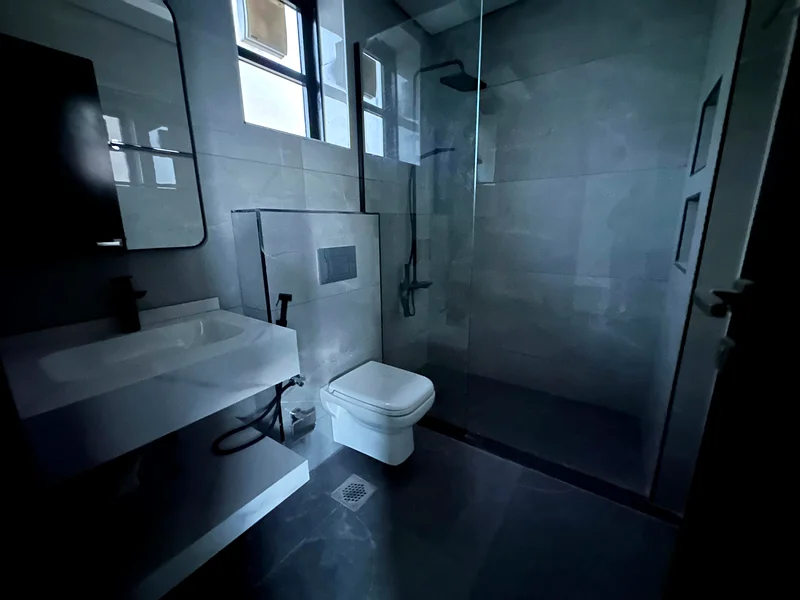 G+6 fully rented residential apartment building63254469066883113
