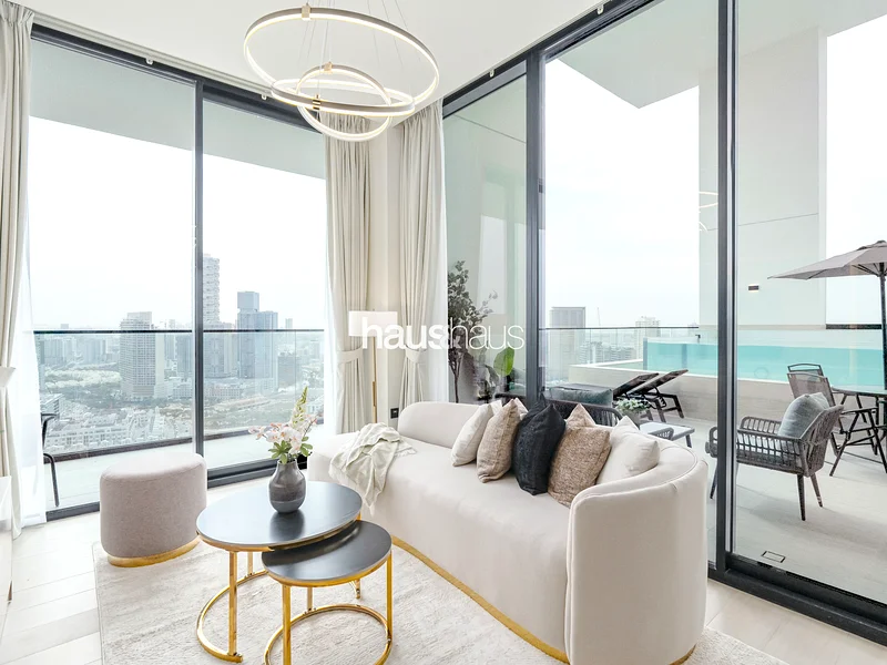 Sophisticated | Spacious Balcony | Private Pool63835190605826111