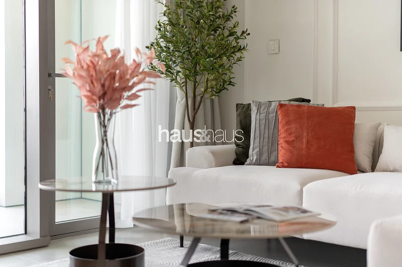 Great Views | Superb Amenities | Chic 1BR63829301167235112