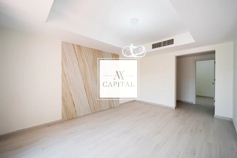 Renovated | Close To Lake | 2 beds | Study | Maid63729126023553114