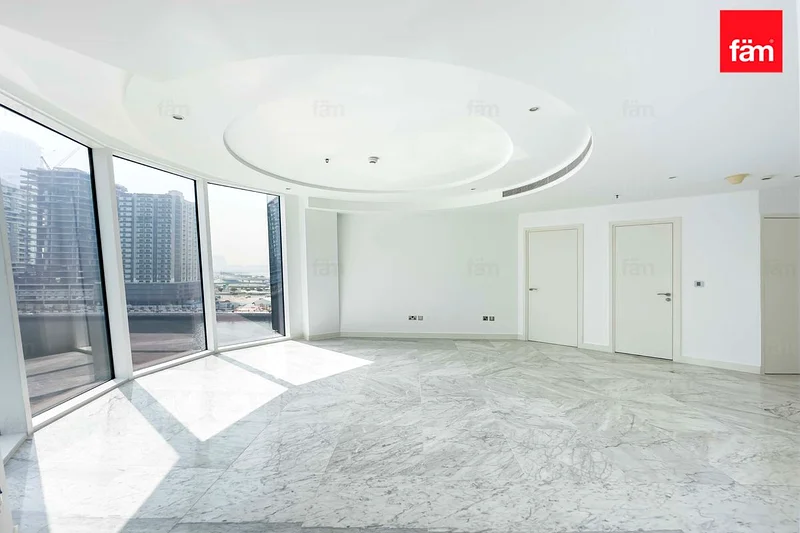 Canal View | Unfurnished | Vacant63790124181634112