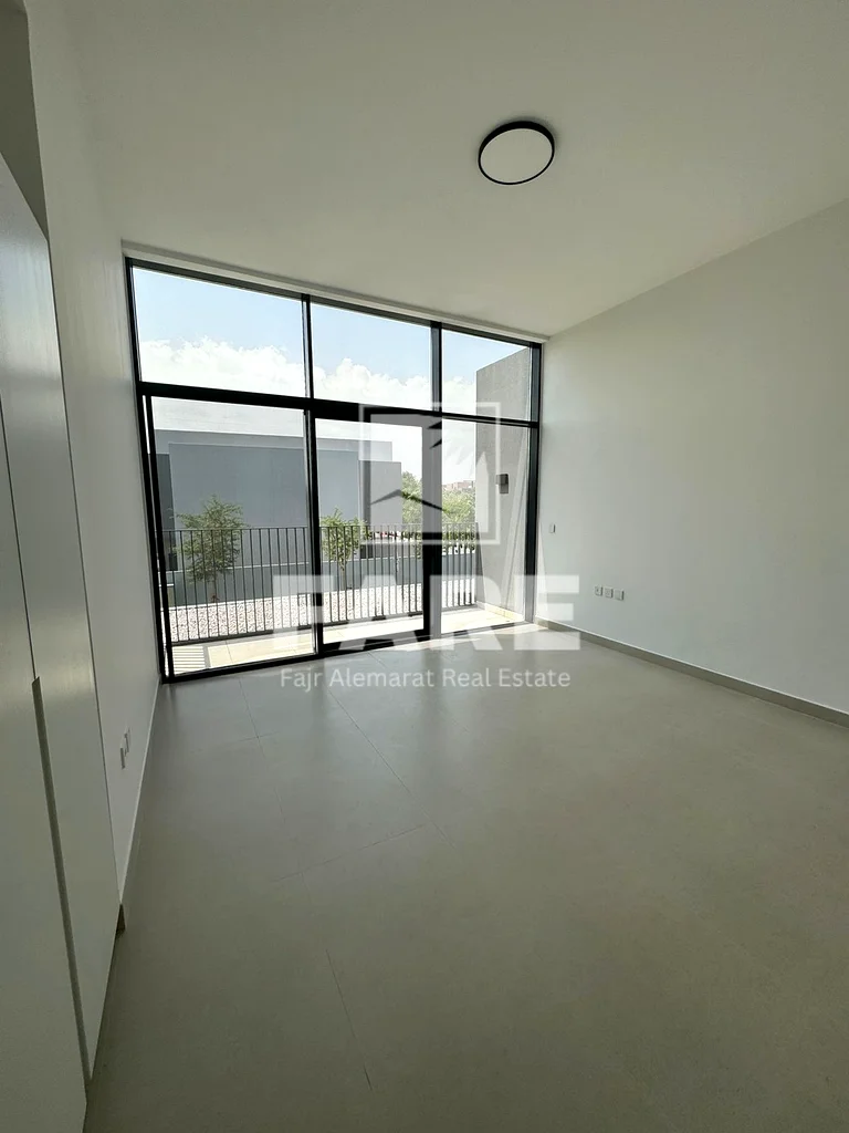 A townhouse ready for living in Sindyan Masaar63201135383298112