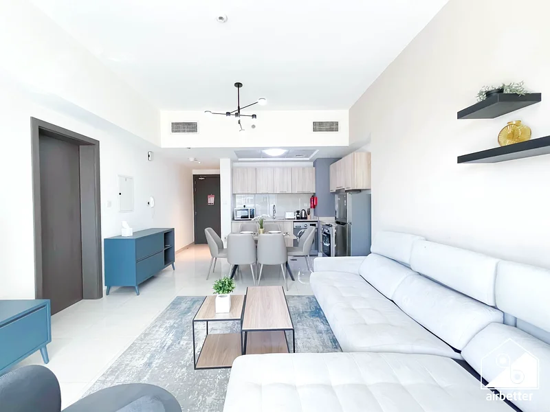 Modern 1BHK Apartment in Prime Location & Stunning Views – All Bills Included + Free WIFI & Parking63835996003587112