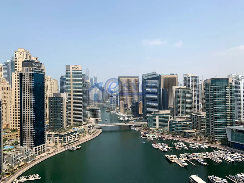 شقة بتراس كبير | إطلالة بحرية كاملة | غرف نوم ثلاث ممتازة متاحة للإيجار في مارينا وارف 163774226244097112