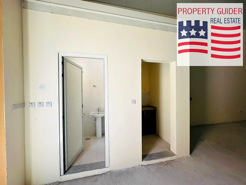 3121 SQFT 290 SQMTRS WAREHOUSE WITH MEZZANINE AND OFFICE TOILET63164780137731113