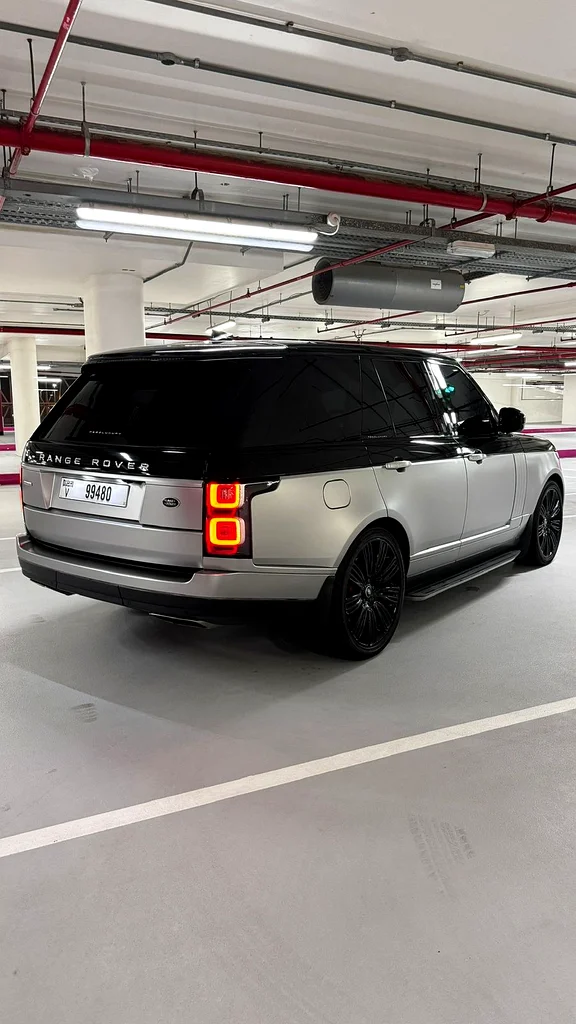 Range Rover Vogue Autobiography 2018-service history_GCC63158800325251113