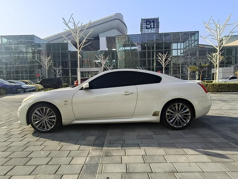 2015 GCC Infiniti Q60S Luxury Sport Coupe63154620348161113
