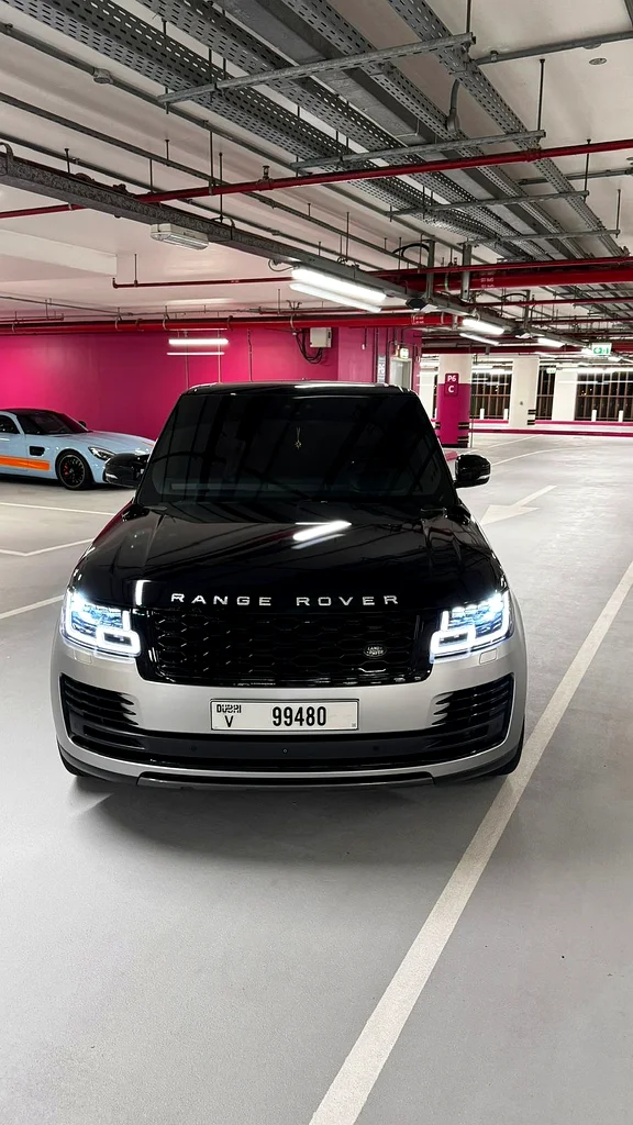 Range Rover Vogue Autobiography 2018-service history_GCC63158800325251112