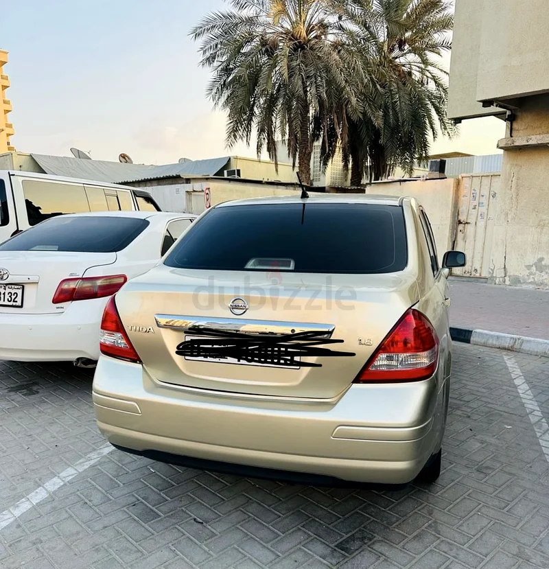 Nissan Tida 201263156990856961111