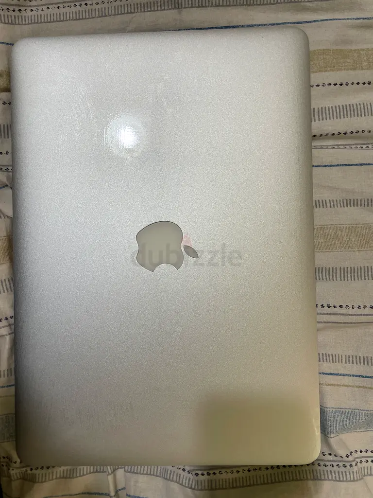 Macbook63256077442433110