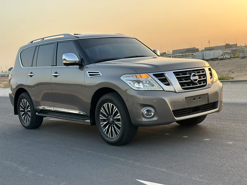 Nissan Patrol Platinum V8, 2015 LE, big engine63157442528131113