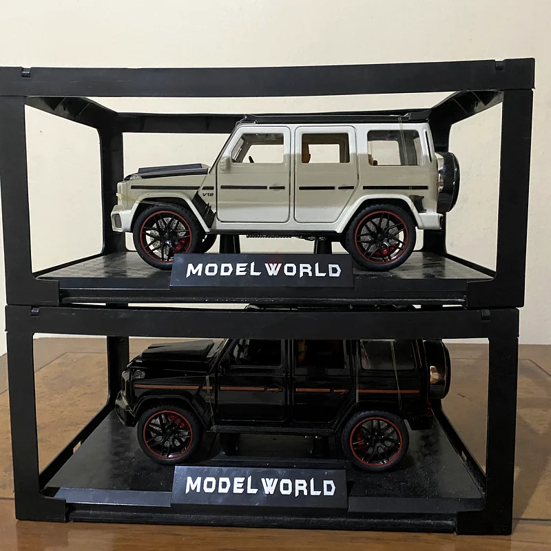 2 G-Class car models for decoration repair63192095936641114