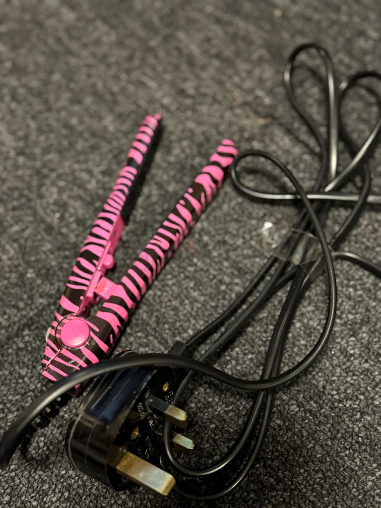 Mini Pink Zebra Hair Straightener63243683069697112