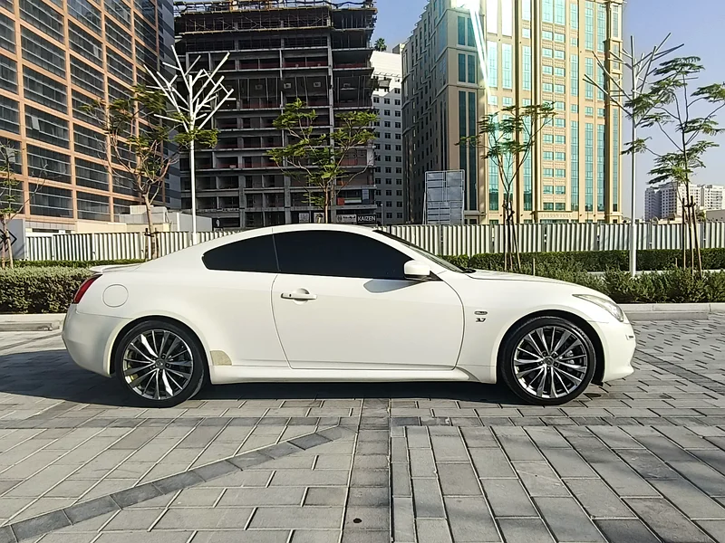 2015 GCC Infiniti Q60S Luxury Sport Coupe63139711526403114