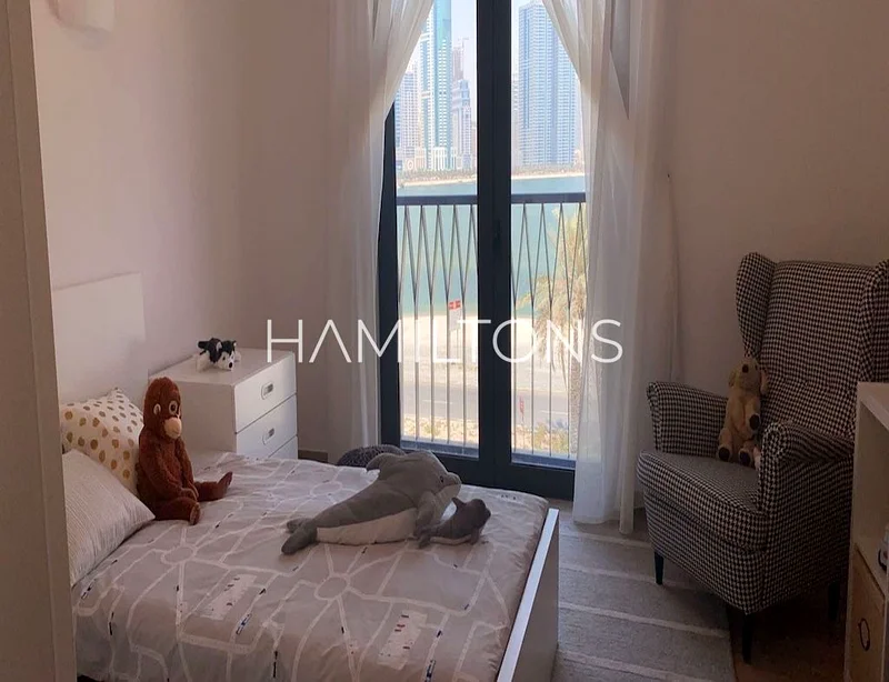 Modern Apartment | Breathtaking Water Views63205839750531113