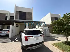GENUINE RESALE | like NEW | 3BR+MAID | SPACIOUS LAYOUT R2-EM | Rented unit