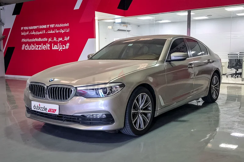 867 درهم/شهر | 2018 بي إم دبليو سلسلة 5 520i | مواصفات دول مجلس التعاون الخليجي | مرجع رقم 33228863229279891457112