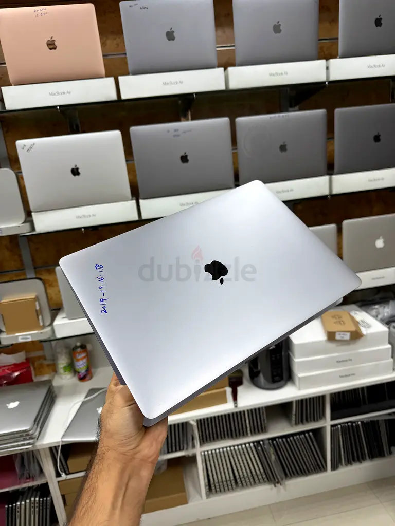 MacBook pro 16-inch 201963255533658626111