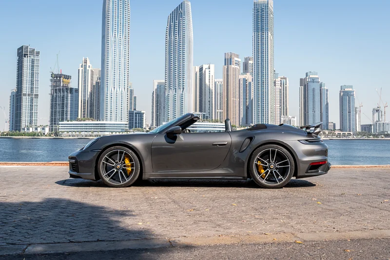 12000AED M/P 911 TURBO S CONVERTIBLE 2022 UNDER AGENCY WARRANTY63156541532162113