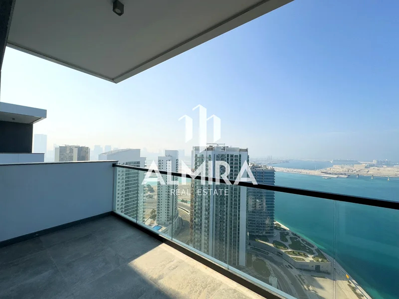 طابق عالي | إطلالة بحرية كاملة | حالة ممتازة63198603280770113