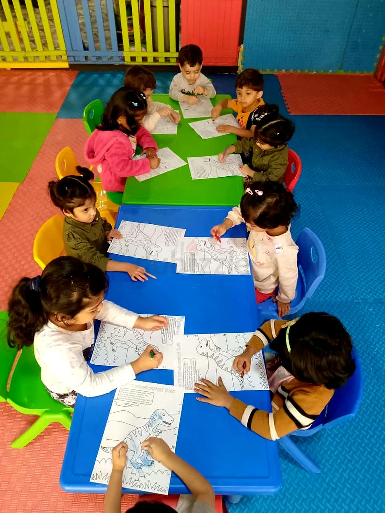 Daycare Qusais Muhaisnah 463221864175873112