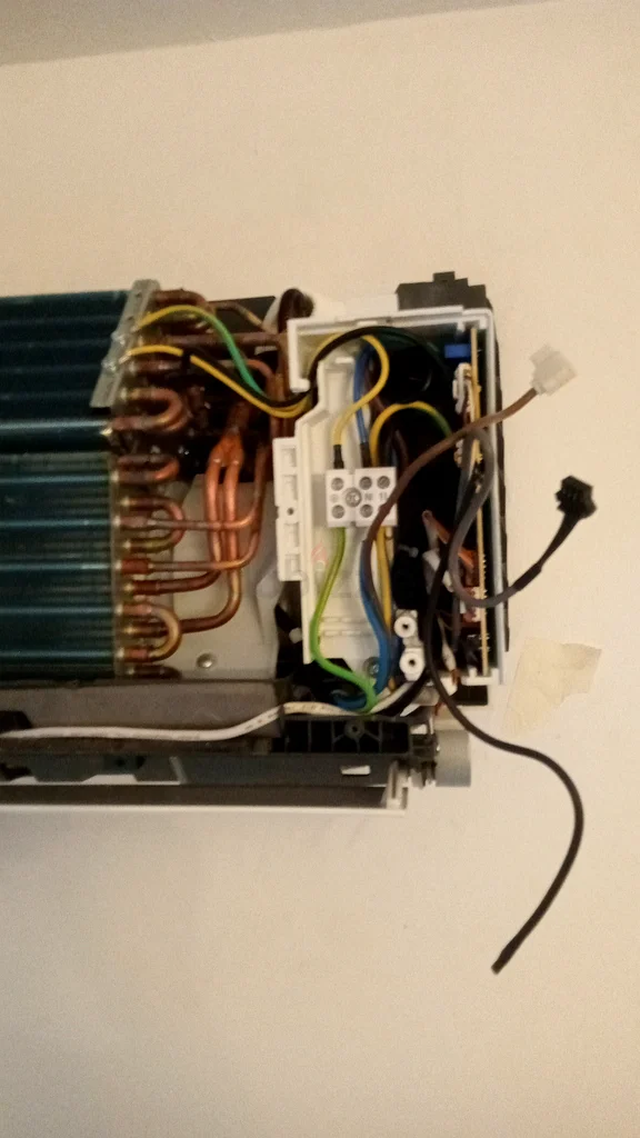 Home maintenance  A/C Services63187239331329111