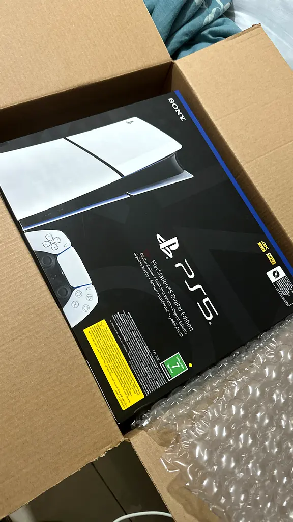 PS5 Slim Digital 2025 - International Version
