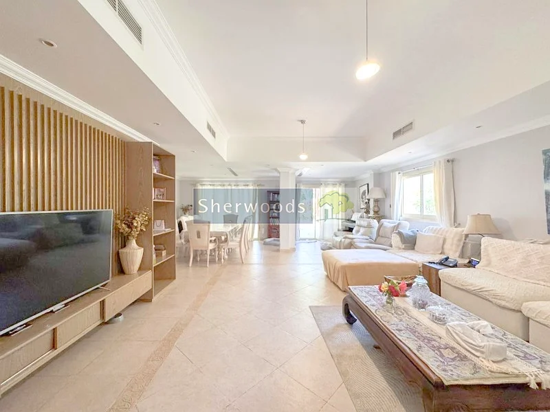 Upgraded 4BR Duplex | Poolside Bliss and Garden63859192205827111