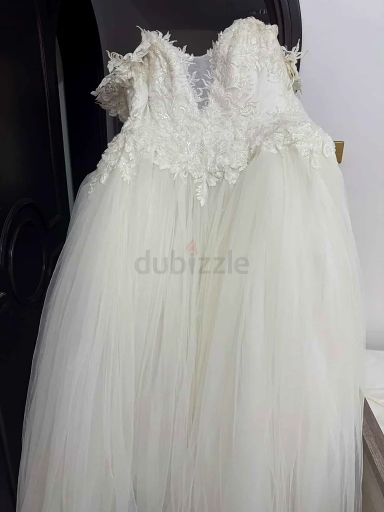 Weeding dress63171318933763111