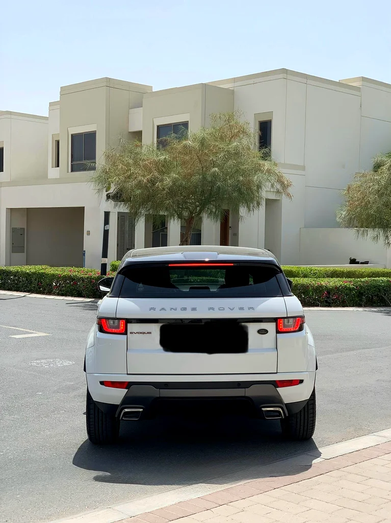 2016-رينج روفر إيفوك HSE ديناميكي - 2.0 لتر - 4 أسطوانات - حالة ممتازة - تمويل مصرفي متاح63159254240258114