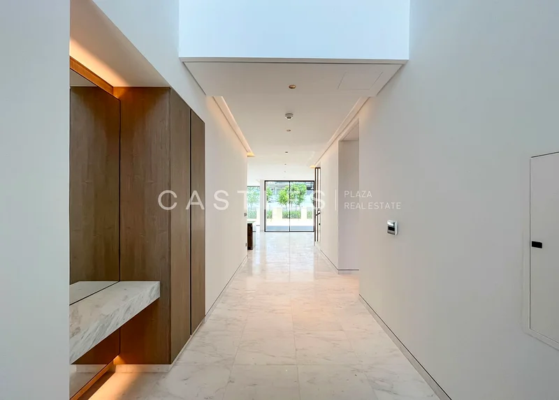 Exceptional Location | Large Layout |63734258084611113