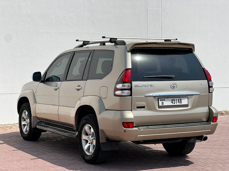 تاريخ الخدمة الكامل * تويوتا برادو VX 2005 * جميع الخيارات * خالي من الحوادث * مواصفات دول مجلس التعاون الخليجي *63147211442050113