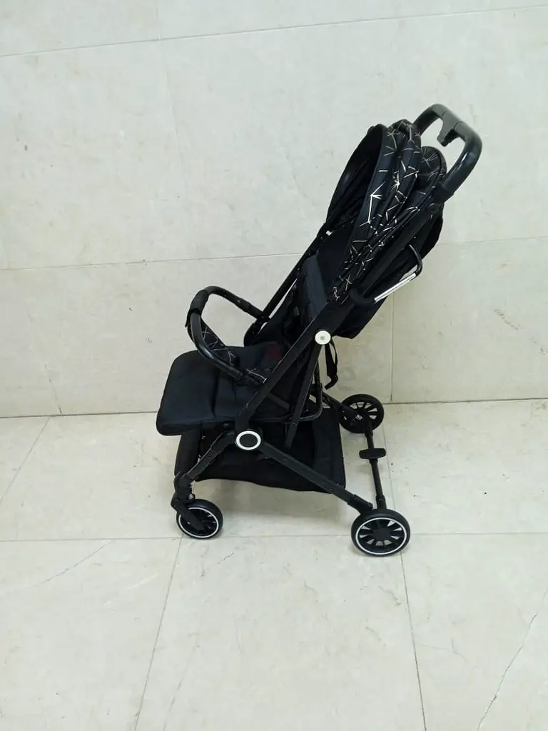 Travel stroller63206384690945113