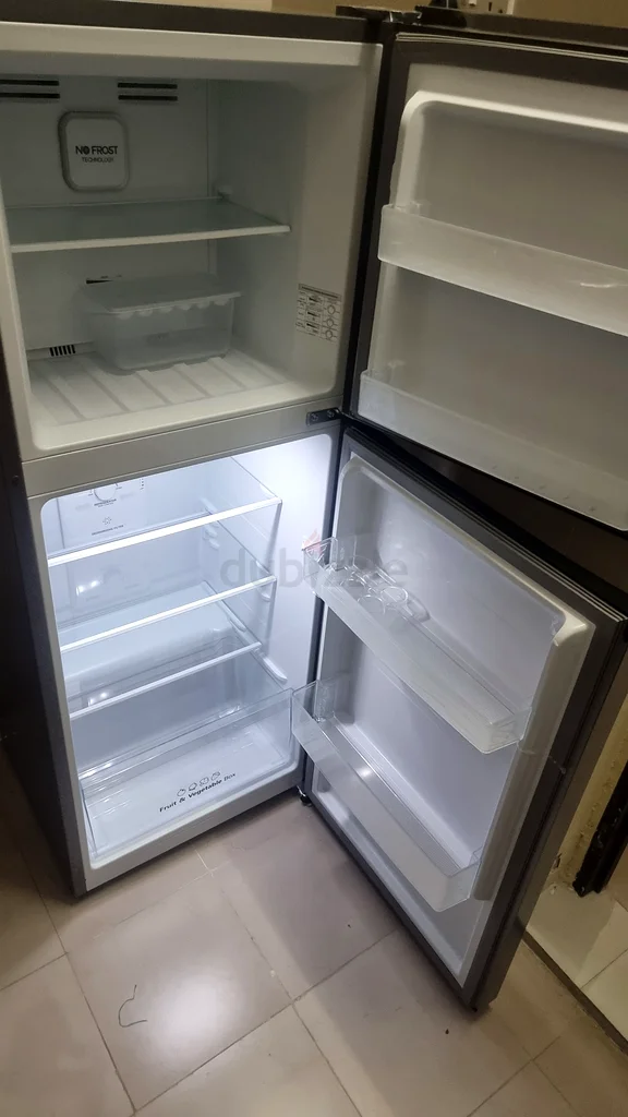 غرفة استوديو عائلية مفروشة بالكامل متاحة في بني ياس62931653091459111