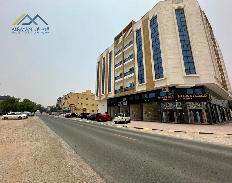 A distinctive investment opportunity, a new building in a very distinguished location and a negotiable price63196120752258114
