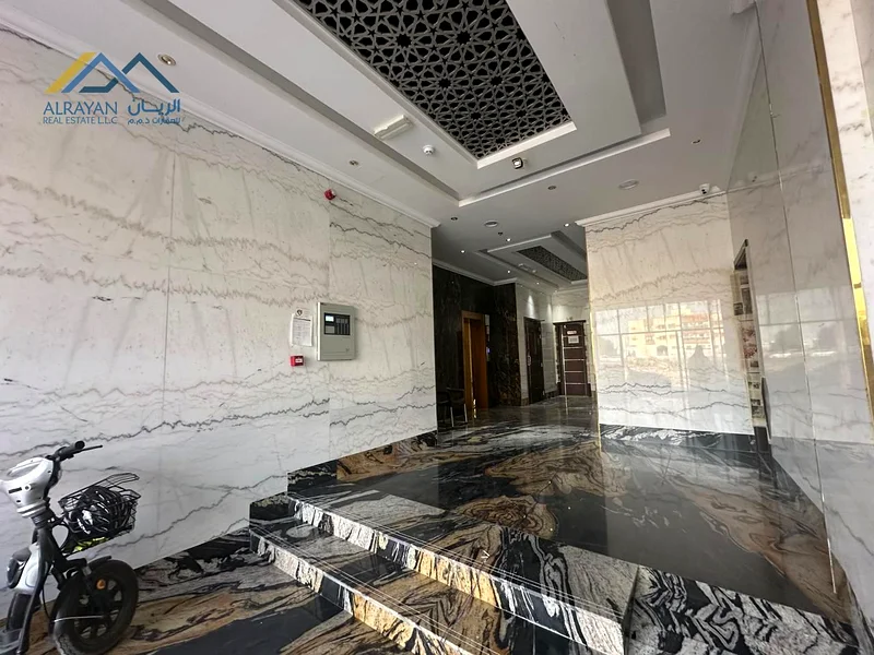 A distinctive investment opportunity, a new building in a very distinguished location and a negotiable price63196120752258112